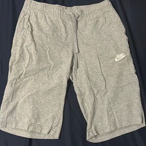 Nike Sportswear Fleece Shorts (S,Grey)